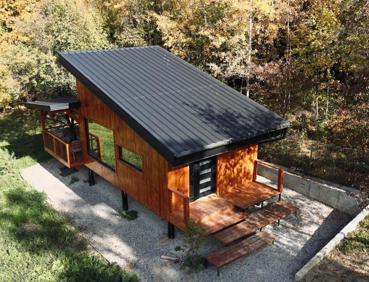 Moodysun Studio, Remote Tiny Home คอมาร์นิค ภายนอก รูปภาพ